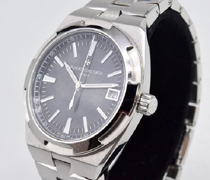 未使用品 Vacheron Constantin/ヴァシュロンコンスタンタン 4500V/110A-B483 OVERSEAS オーヴァーシーズ#HK9764 4