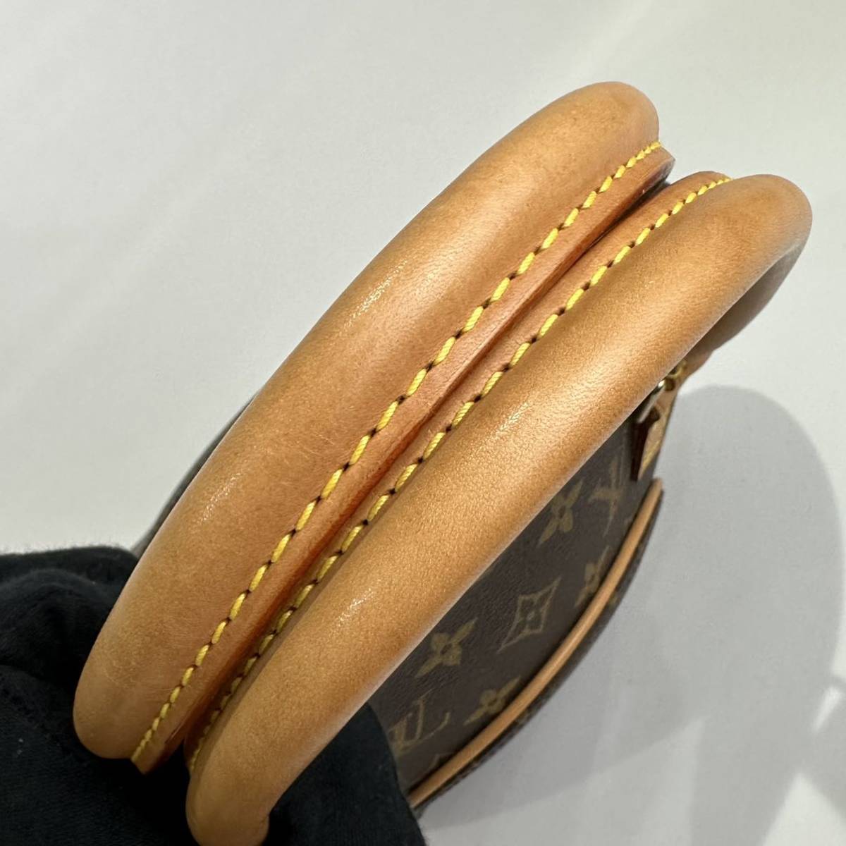 美品!!LOUIS VUITTON ルイヴィトン M51127 「VI1918」エリプスPM
