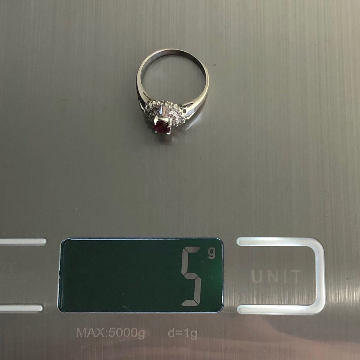 pt900 リング ダイヤモンド0.28ct 12号 ルビー0.57ct プラチナ pt850