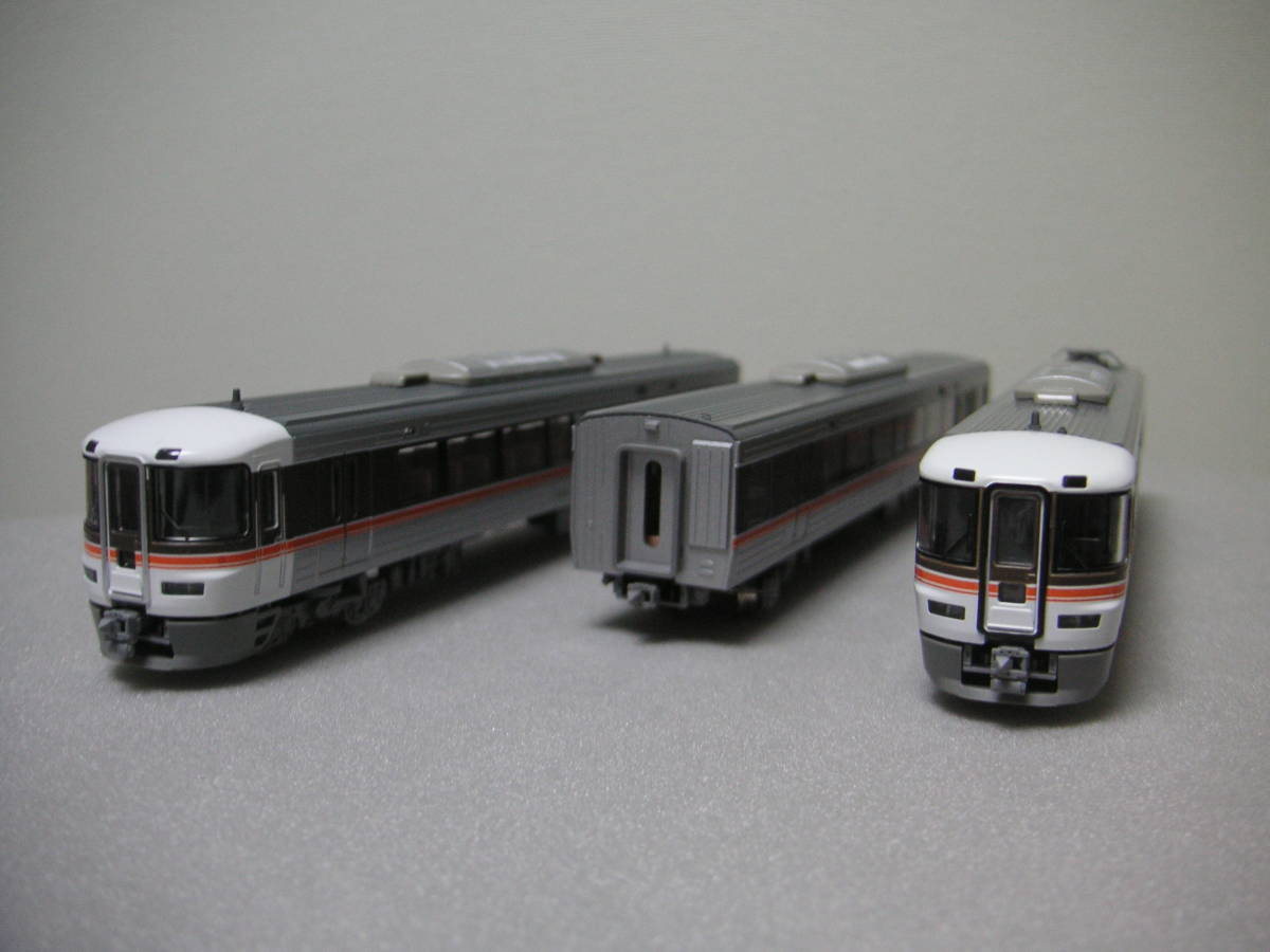 新品鉄道模型 HOゲージ 1/80 JR東海315系0番台 基本4両セット 新品鉄道模型 HOゲージ 1/80 JR東海315系0番台 基本4両セット