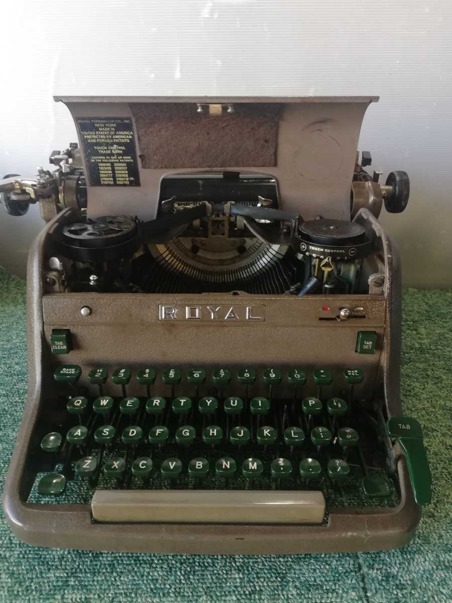 （超希少レトロ、中古現状、即発送）ROYAL typewriter タイプライター アメリカ レトロ ヴィンテージ の画像1