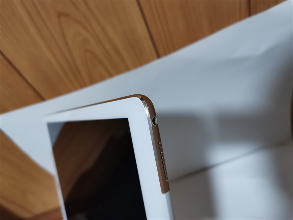 【おまけつき】Apple iPad Pro 12.9インチ(初代)128GB Wi-Fiモデル Apple pencilとキーボードのおまけ付き