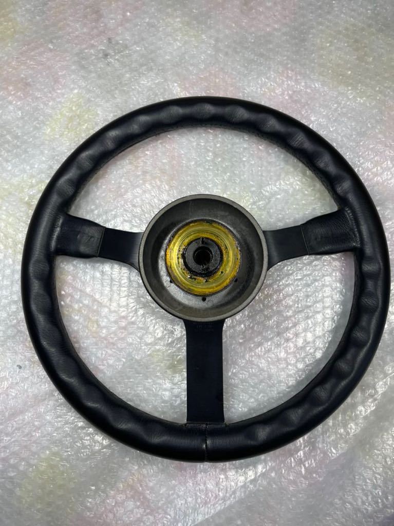 MOMO ja11 ジムニー 純正オプション 38パイ レザーステアリング 美品