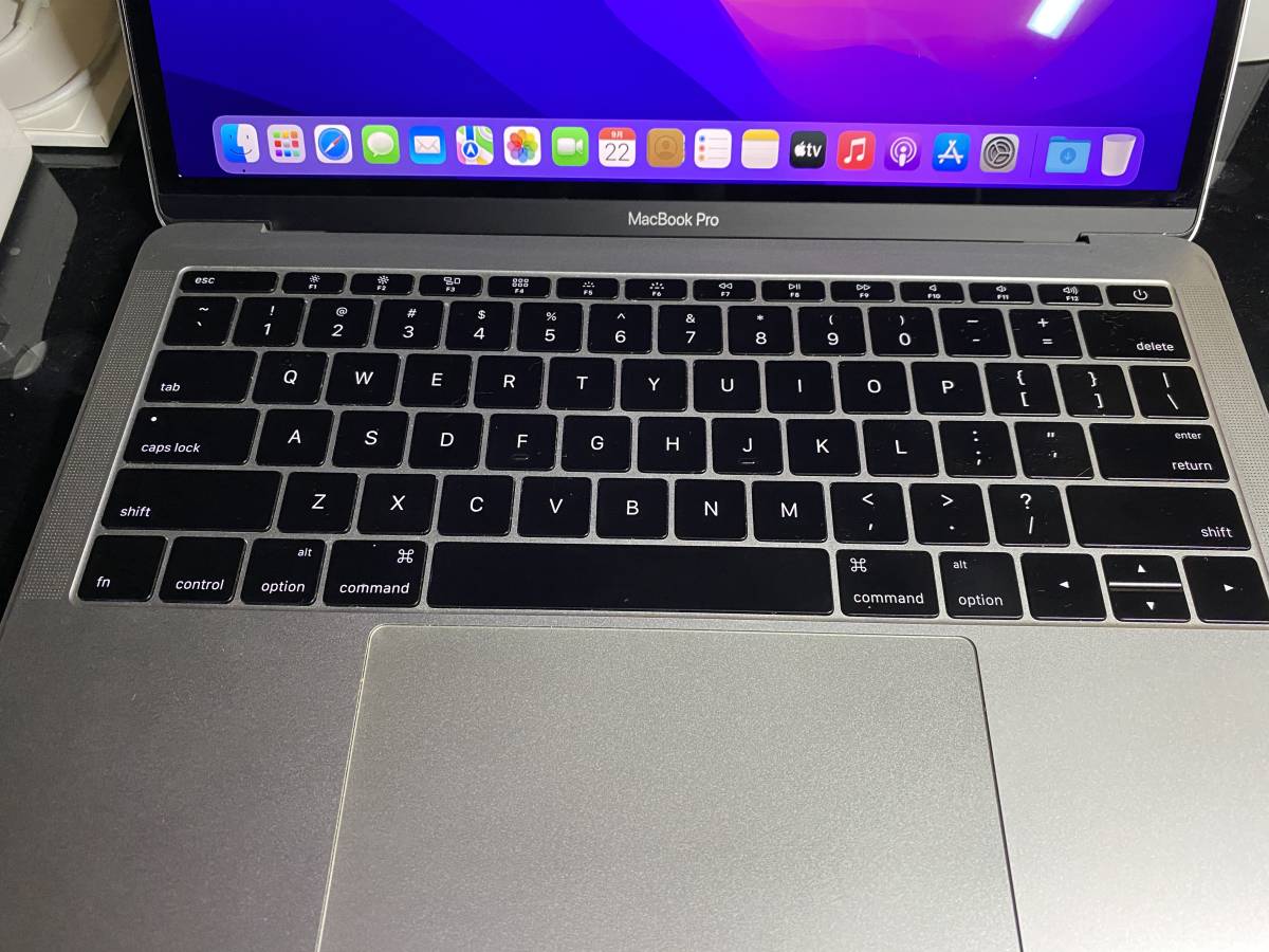 MacBook Pro 2016 13インチ タッチバーなしモデル Core i5 16GB Ram