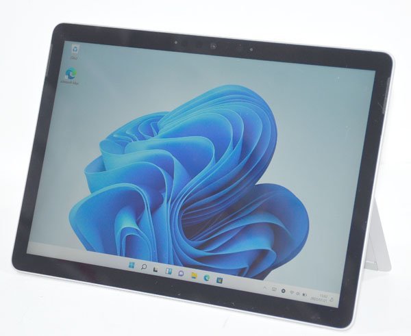 ☆極美品!Microsoft マイクロソフト Surface Go 3 8V6-00015 Win11