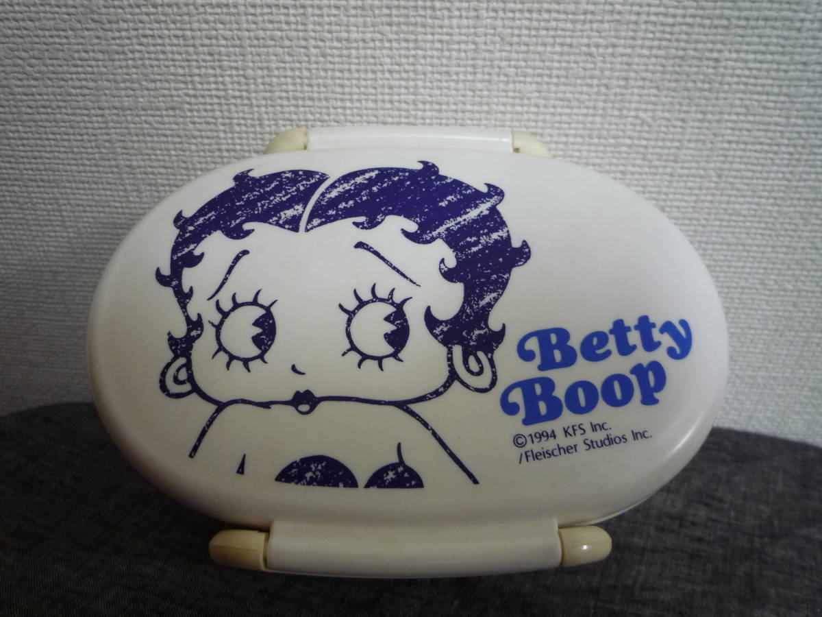 ★betty boopの3段弁当箱★_未使用です♪