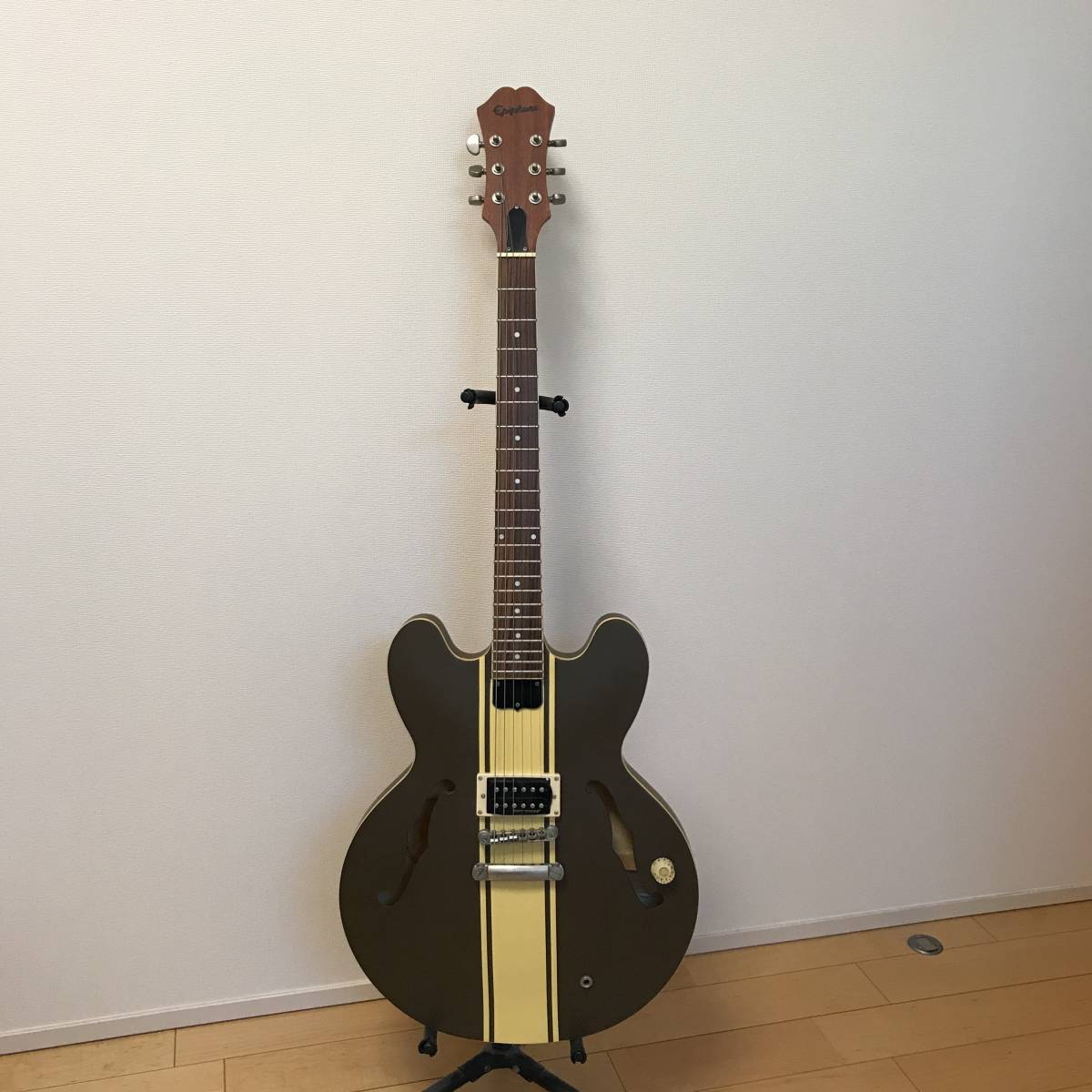 Epiphone ES-333 Tom Delonge BLINK182 トムデロング 楽器、器材 Epiphone ES-333 Tom Delonge BLINK182 トムデロング 楽器、器材