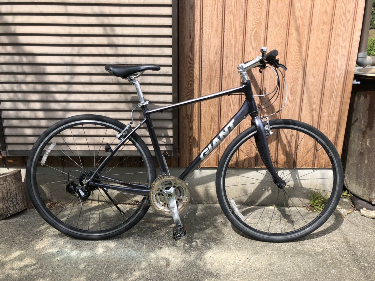 2020年モデル GIANT ESCAPE R3 クロスバイク ジャイアント | sweatreno.com