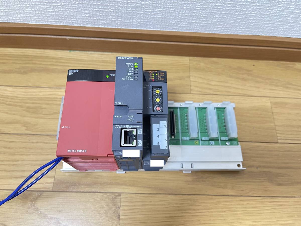 Q03UDVCPU Q61P Q35B QJ61BT11N 三菱電機 セット | castroarquitetos.com