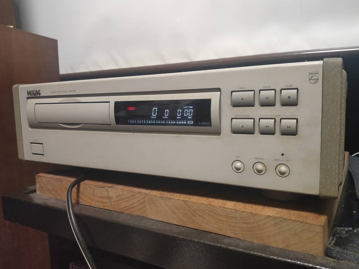 PHILIPS フィリップス LHH300 CDプレーヤー