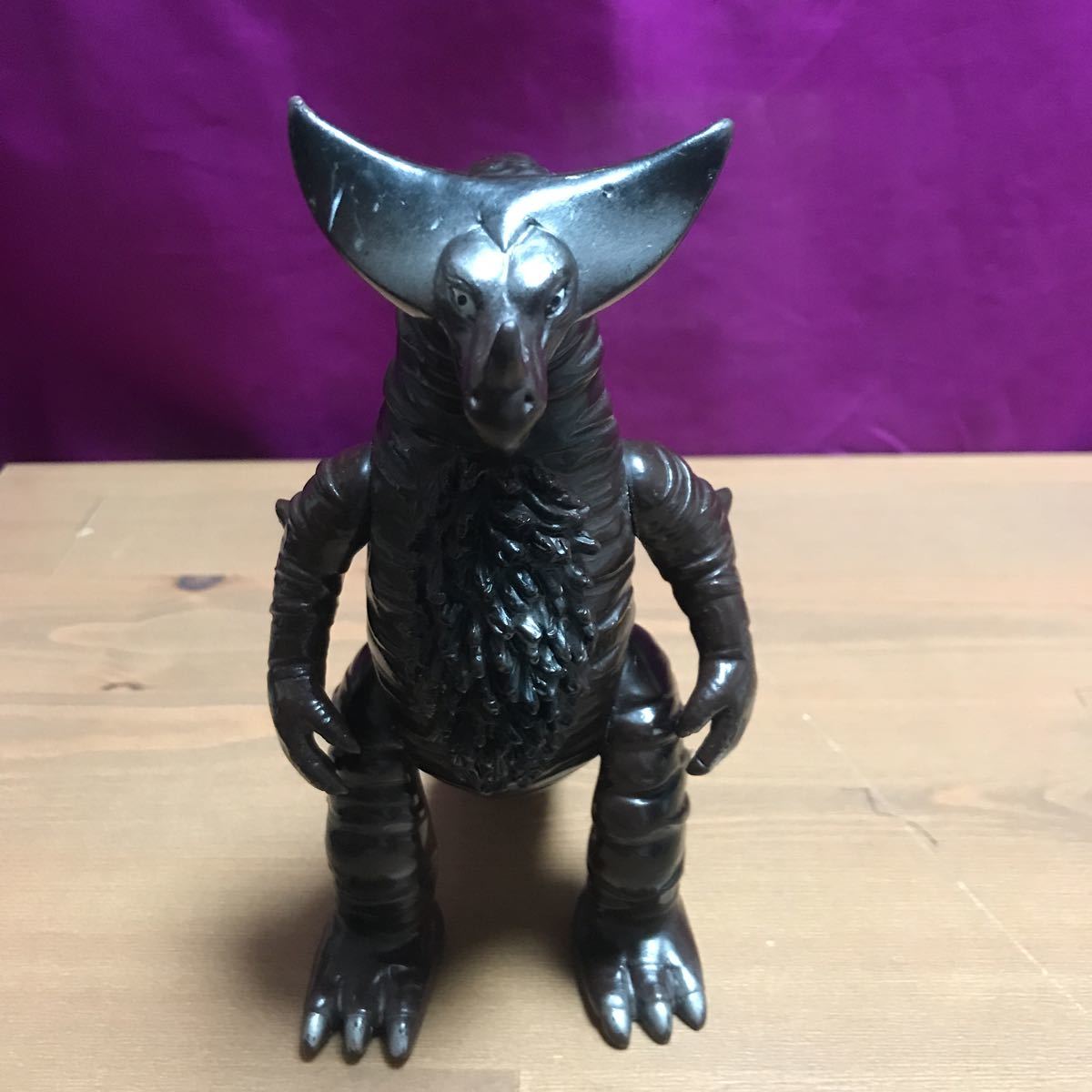 Yahoo!オークション - 1983 ゴモラ ウルトラ怪獣シリーズ バンダイ Yahoo!オークション - 1983 ゴモラ ウルトラ怪獣シリーズ バンダイ
