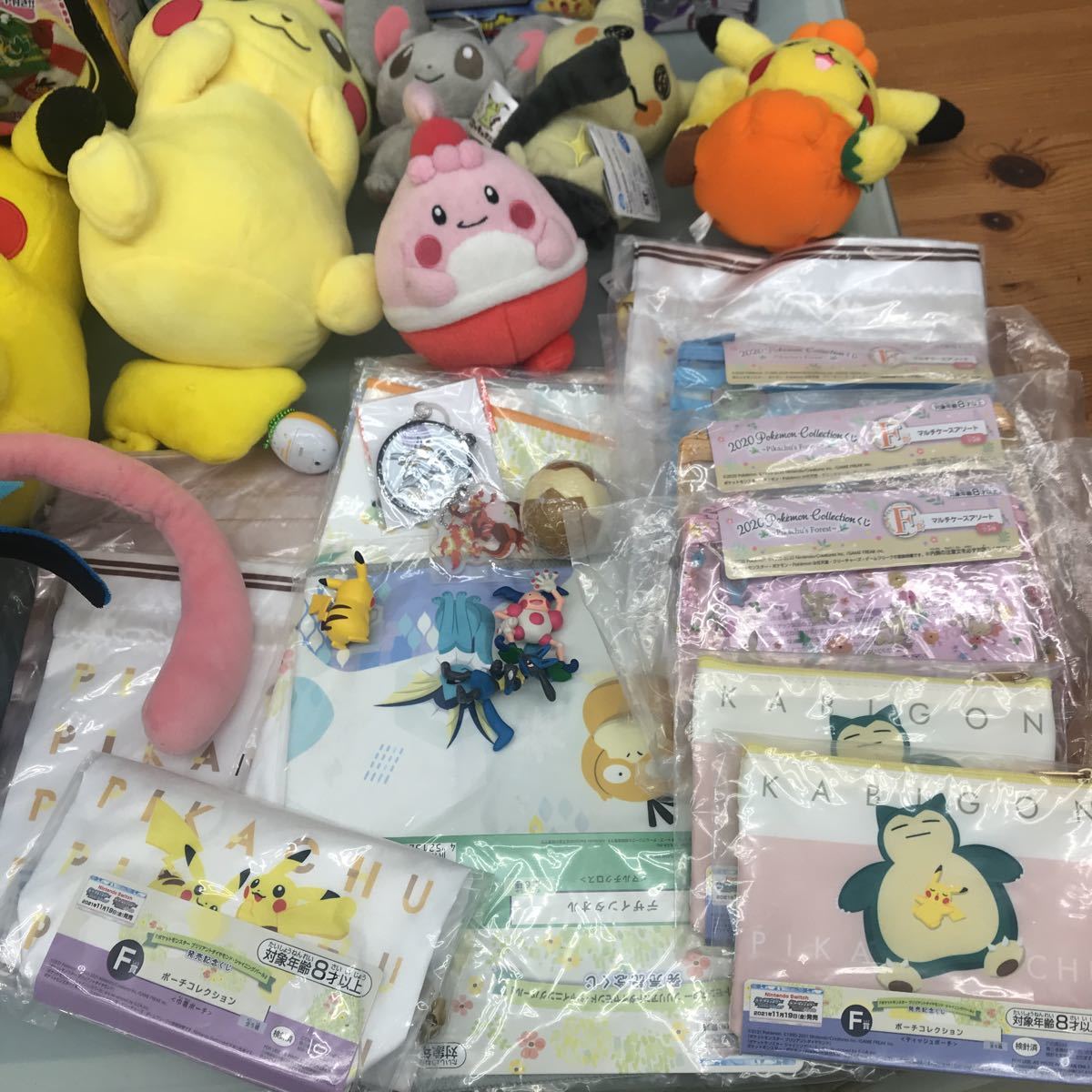 【ジャンク】ポケモン ぬいぐるみ おもちゃ ポケモンセンター 大量セット 傷汚れ有り 欠品破損不明 パーツ未チェック 140サイズ_画像7