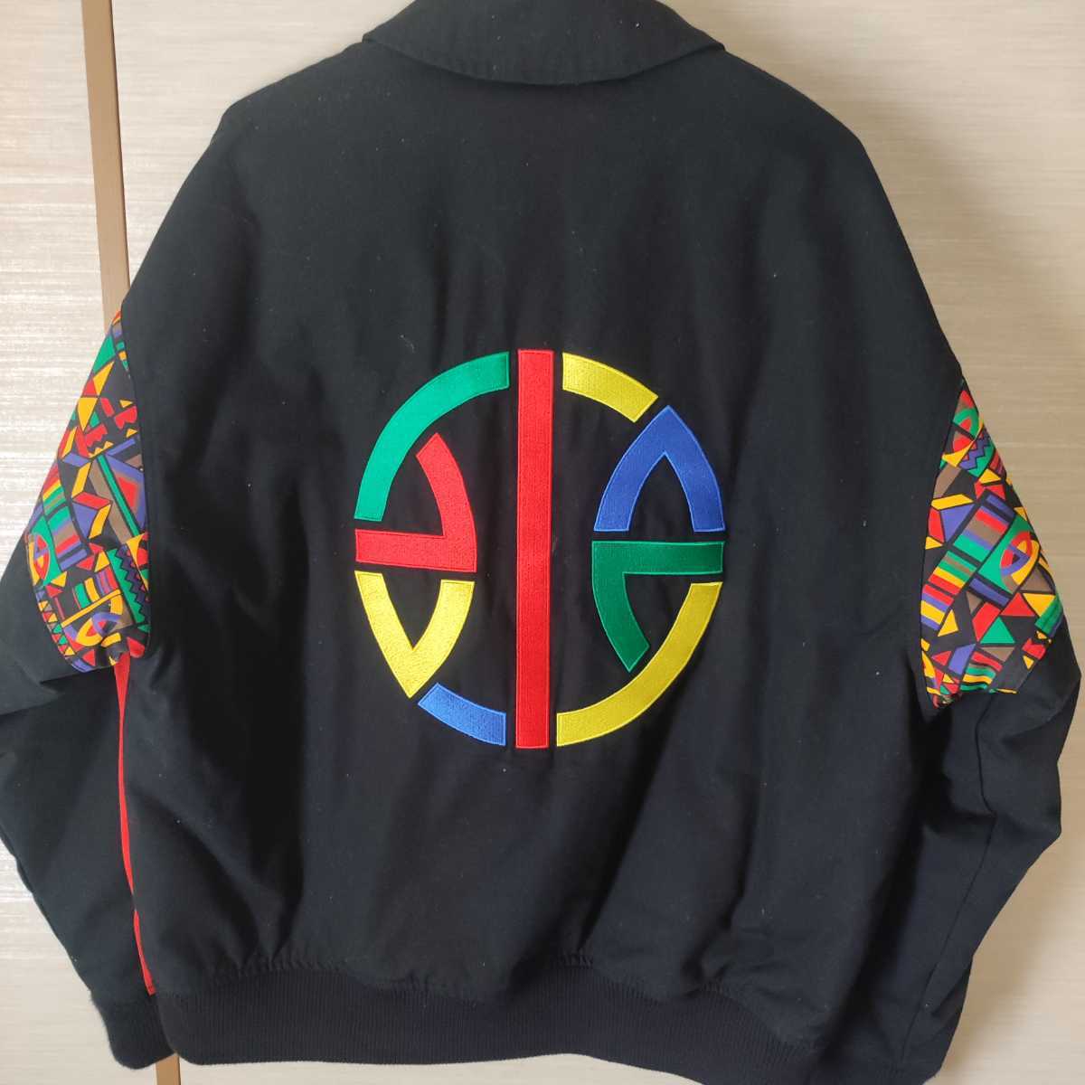 NIKE スパイク・リー コラボ 中綿 スタジャン 刺繍 柄 未使用 アウター