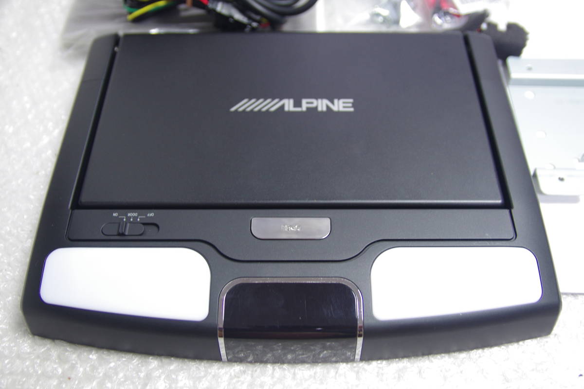 マツダ 純正 オプション アルパイン フリップダウン モニター マツダ 純正 オプション アルパイン フリップダウン モニター