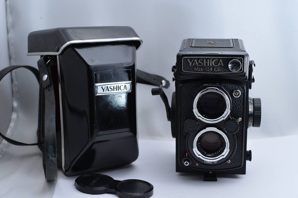 8116 Yashica Mat-124G 80mm F3.5 ヤシカ 二眼レフカメラ 中判フィルム