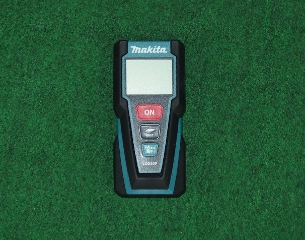 マキタ LD030P レーザー距離計 測定範囲0.2～30m 標準測定精度は±2.0mm 新品