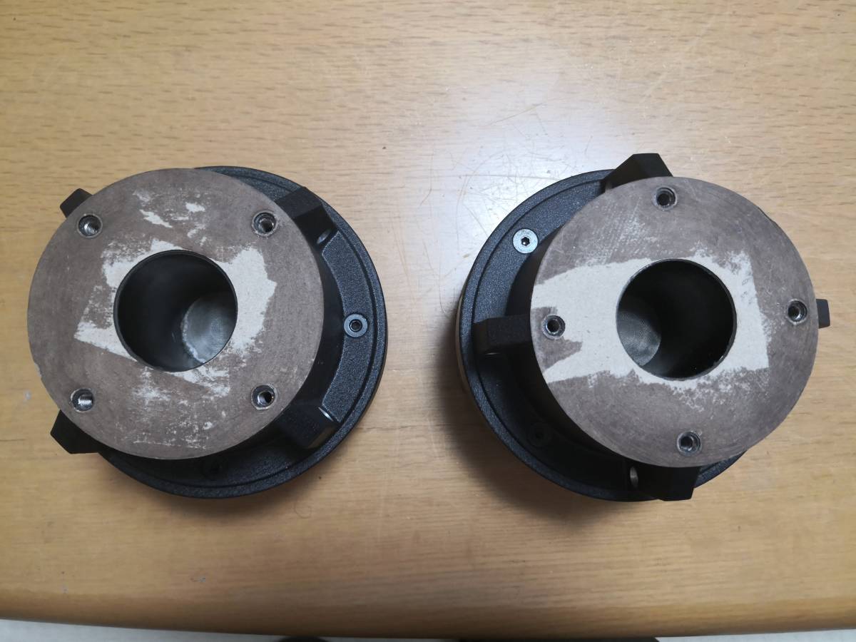 JBL 2450J ネオジウムコンプレッションドライバー(16Ω) ペア JBL 2450J ネオジウムコンプレッションドライバー(16Ω) ペア