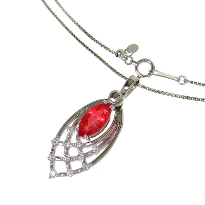 スイング ロードナイト 1.342ct ダイヤモンド 計0.28ct ネックレス