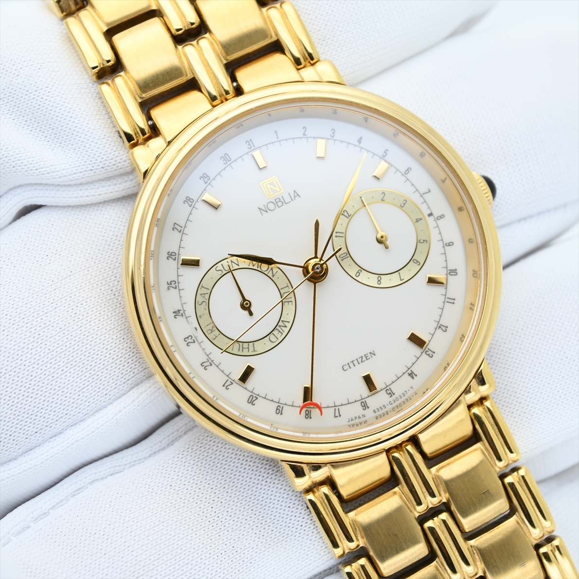 希少 シチズン/NOBLIA◆トリプルカレンダー 1988年製造 クォーツ メンズ腕時計 ゴールド色/金色 6355-G30160 レトロ ビンテージ 昭和63年