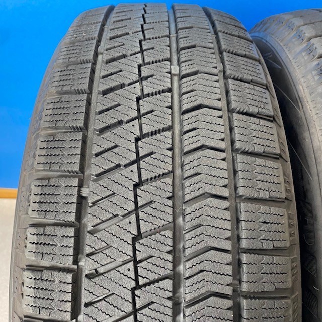 中古タイヤ　215/60R16　スタッドレス　ブリヂストン　BLIZZAK　VRX2　215/60/16　4本　来店交換も大歓迎_画像2