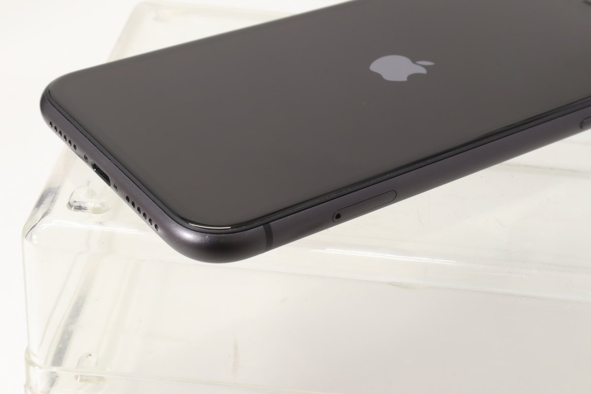 Apple iPhone11 64GB Black A2221 MWLT2J/A バッテリ81%□SIMフリー ...