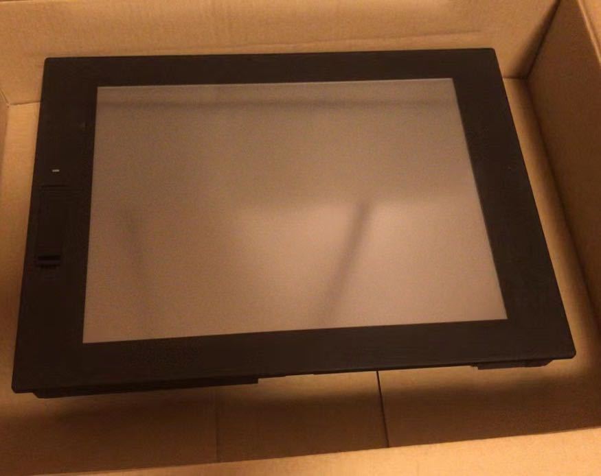 7/17)KEYENCE キーエンス VT5-X15 タッチパネル 表示器 7/17)KEYENCE キーエンス VT5-X15 タッチパネル 表示器