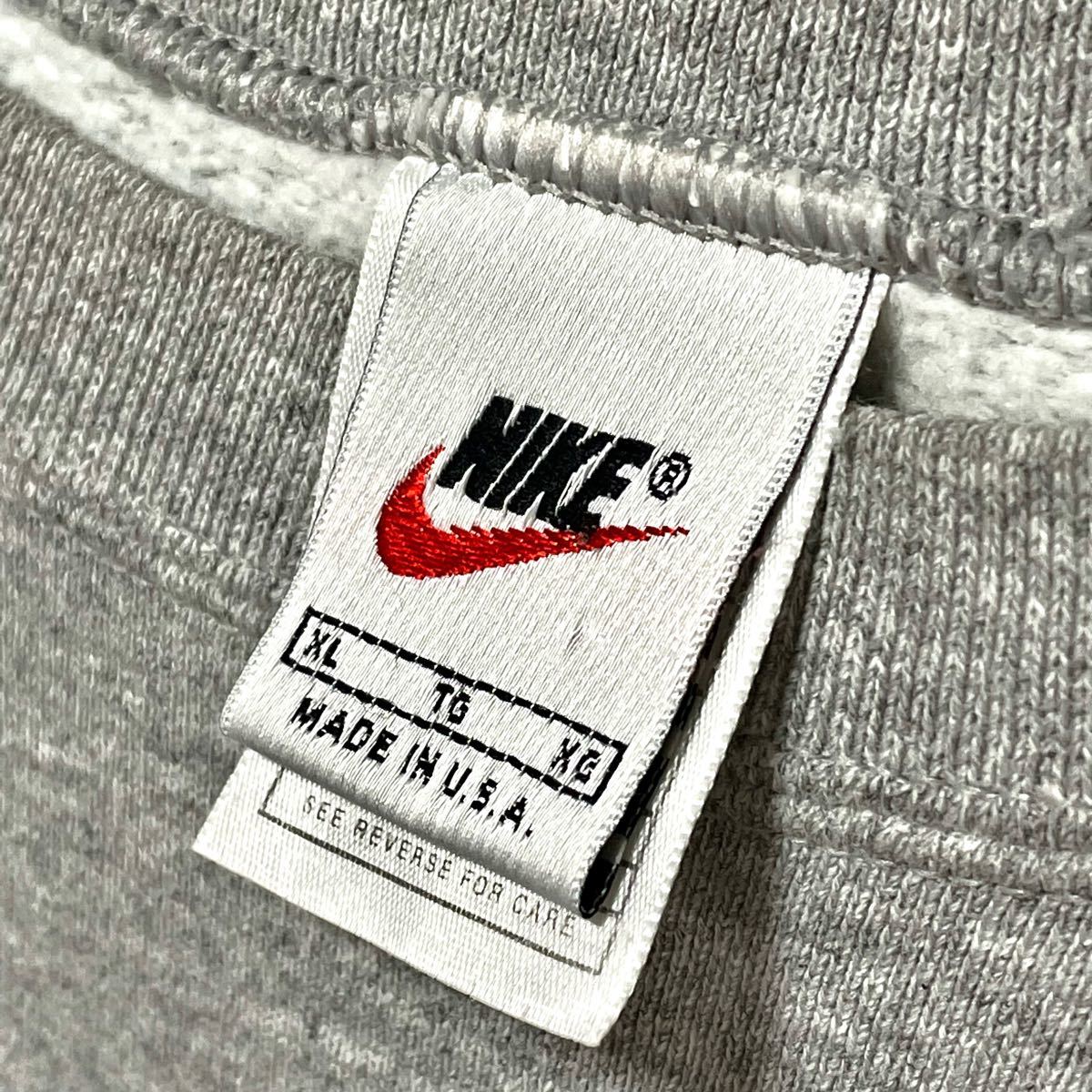 レア】XXL銀タグUSA製 ナイキ 刺繍デカロゴ スウェットトレーナーnike-