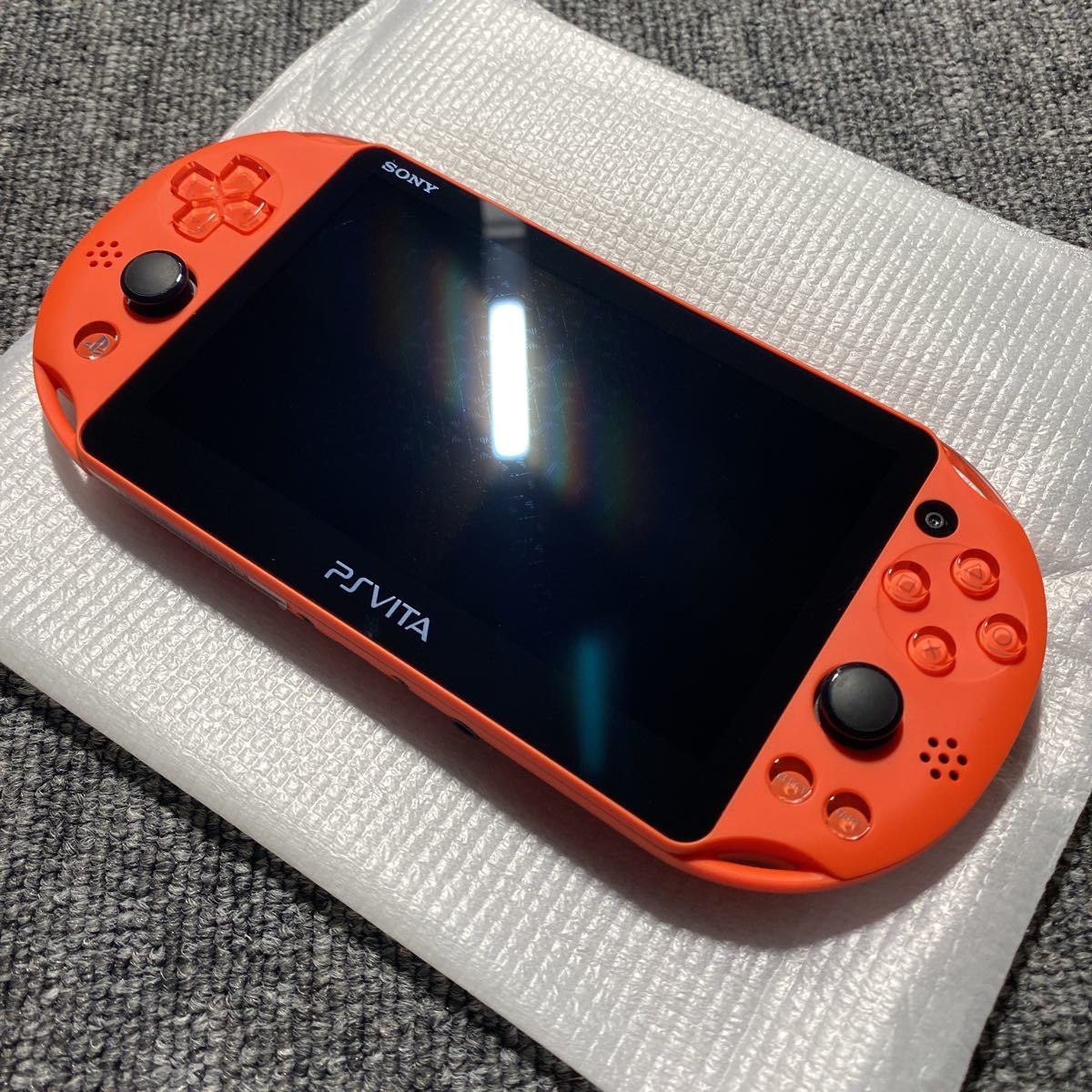 PS Vita PCH-2000 本体 ネオン・オレンジ 内容品完備