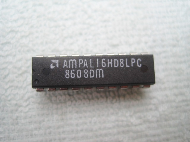 IC AMPAL16HD8LPC 1個 中古品_画像1