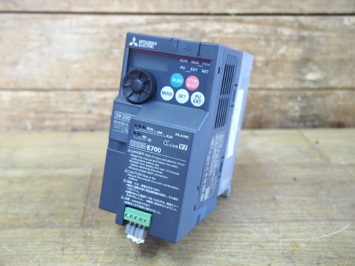☆【1W0916-2】 MITSUBISHI 三菱 インバーター FR-E720-0.4K 動作保証