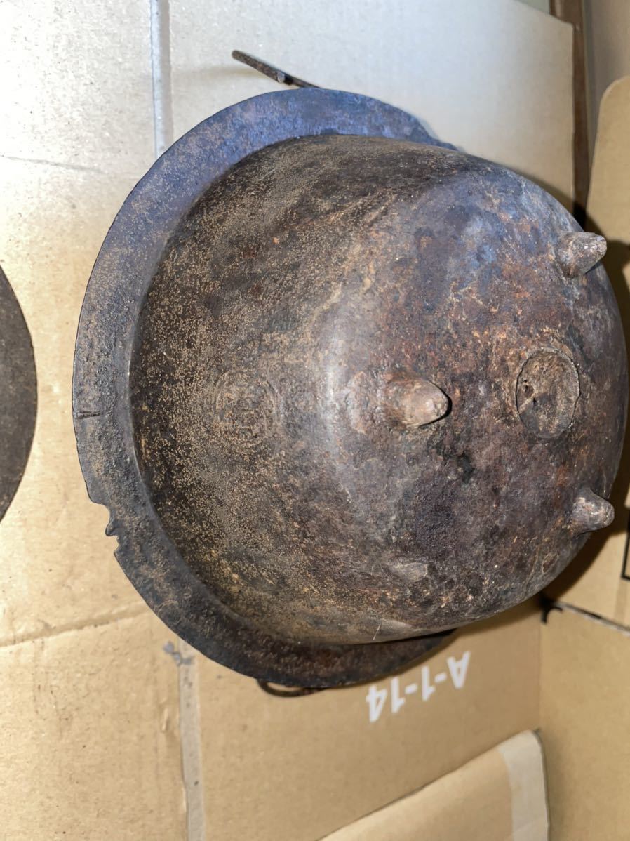 茶釜? ご飯釜? 鉄器 骨董 アンティーク 釜 金寿堂 だと思います
