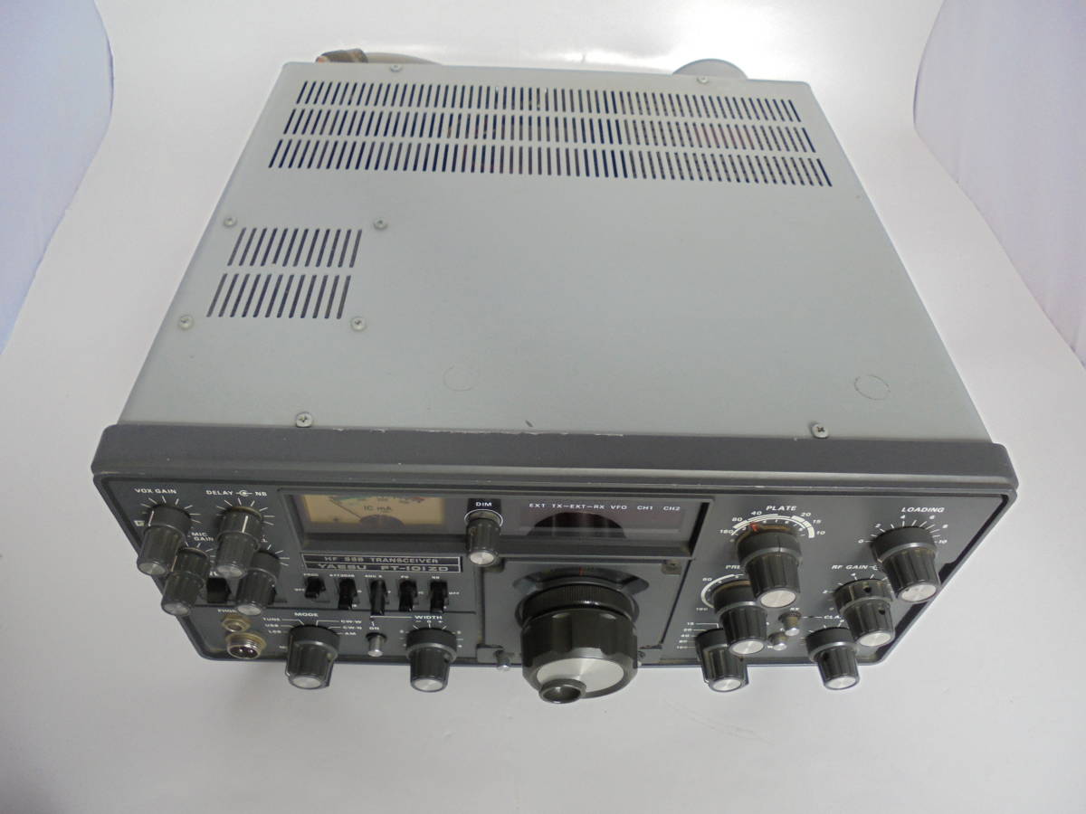YAESU FT-101ZD】【アマチュア無線機】 八重洲無線 トランシーバー