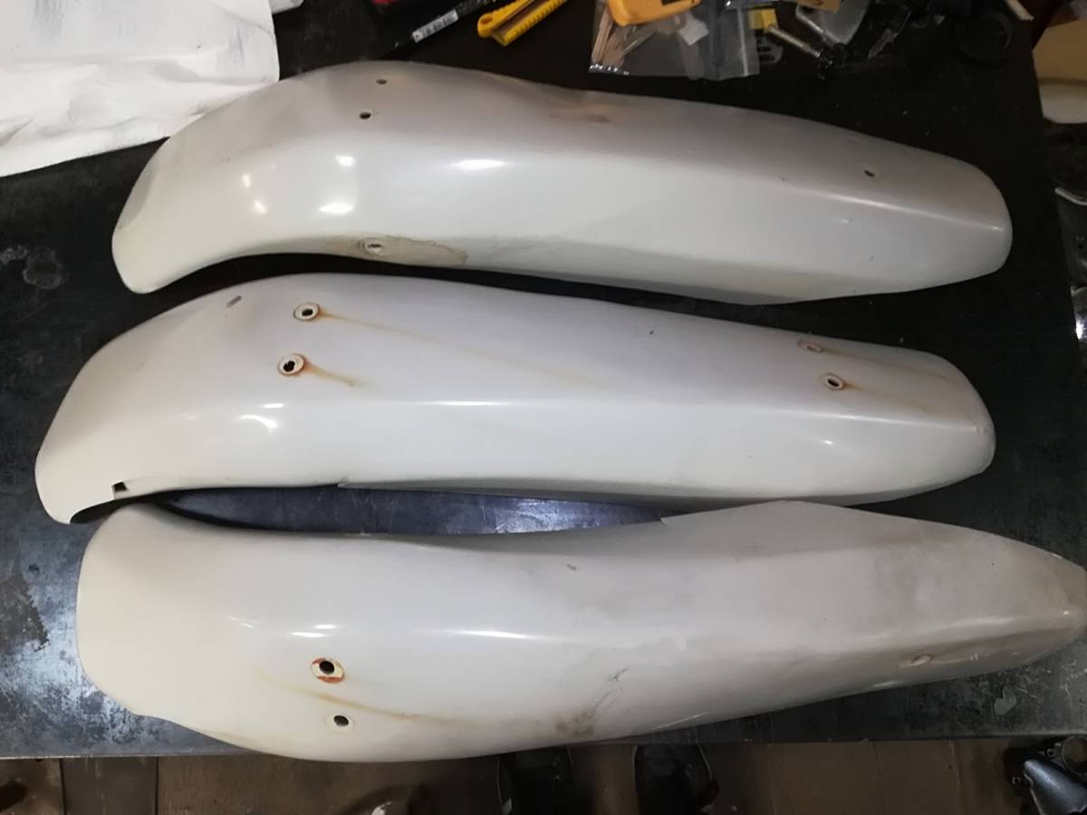 送料無料 スズキ K50 k90 K125 右側×1 左側×2 レッグシールド 送料無料 スズキ K50 k90 K125 右側×1 左側×2 レッグシールド