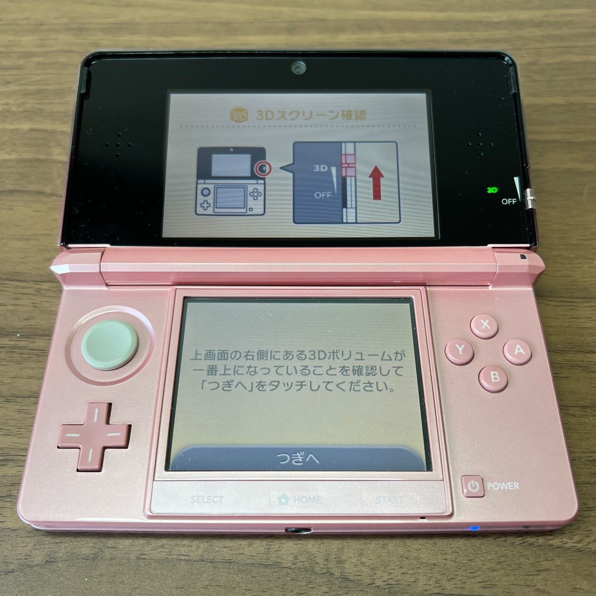 売れ済公式店 【美品】ニンテンドー3DS ミスティピンク 携帯用ゲーム本体