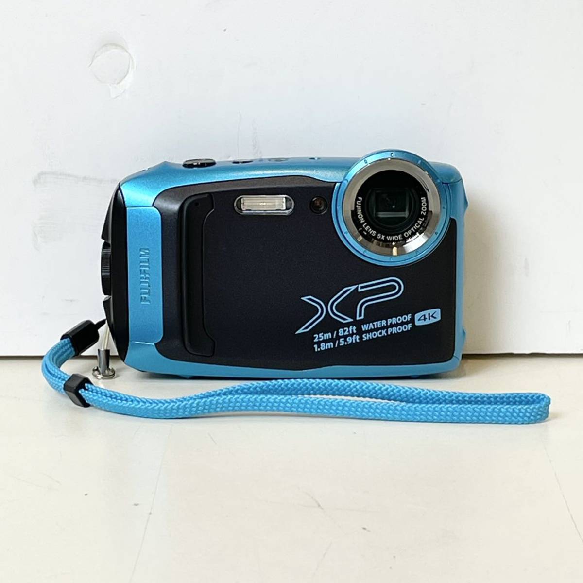カメラ デジタルカメラ 正規品 よろず屋万時店FUJIFILM 防水カメラ XP140 スカイブルー FX 