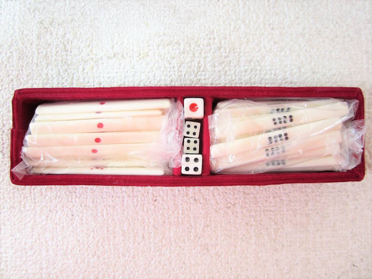 未使用】大面商会 麻雀パイ サイコロ 点棒 ケース付き 麻雀 未使用】大面商会 麻雀パイ サイコロ 点棒 ケース付き 麻雀