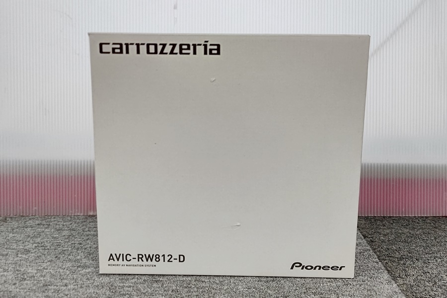山口)未使用 カロッツェリア AVIC-RW812-D 楽ナビ 7V型 200mm HD/TV