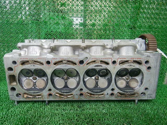 ** Opel Astra XK 99 year XK200 cylinder head ( stock No:57462) (4330) *