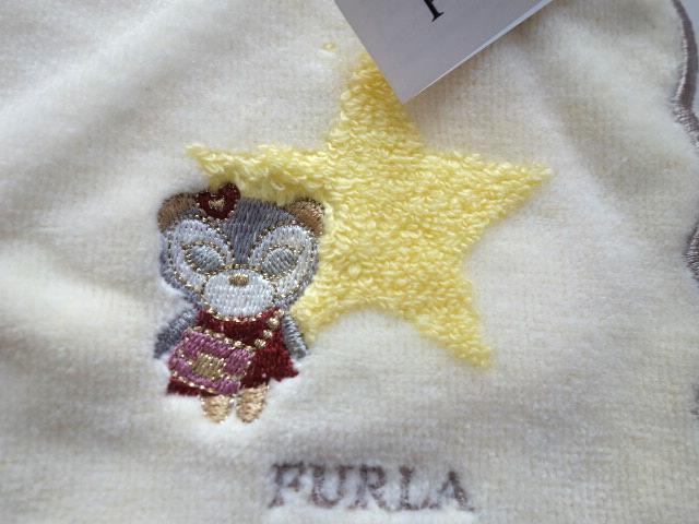 未使用★フルラ FURLA★専用箱付ハンカチ2枚セット★ギフトにも★スター ハートドットプリントハンカチ＆ ハート クマ刺繍タオルハンカチ★_画像7