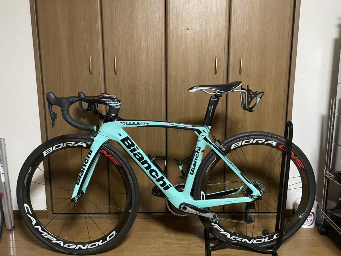 Bianchi Oltre XR4 + カンパニョーロ BORA ONE 50 AC3 クリンチャー