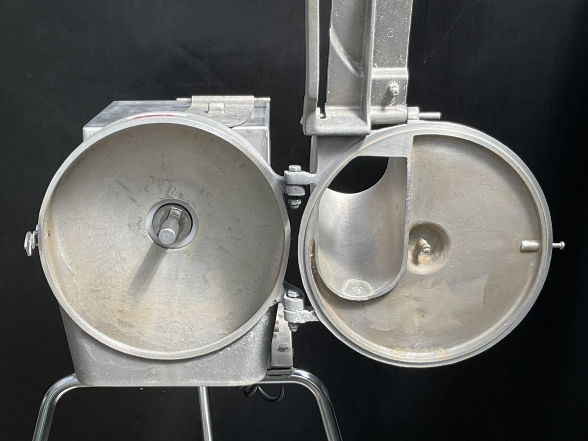 西濃運輸営業所どめ 2013年製中西製作所野菜裁断機 NSH-14N 西濃運輸営業所どめ 2013年製中西製作所野菜裁断機 NSH-14N