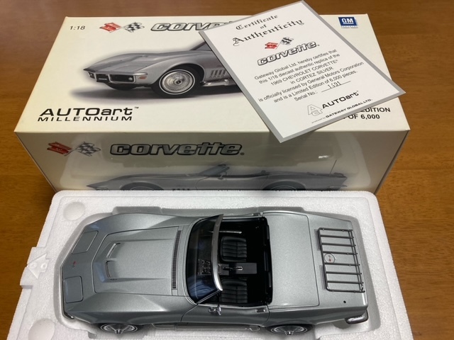 限定6000台 オートアート 1/18 シボレーコルベット コンパーチブル