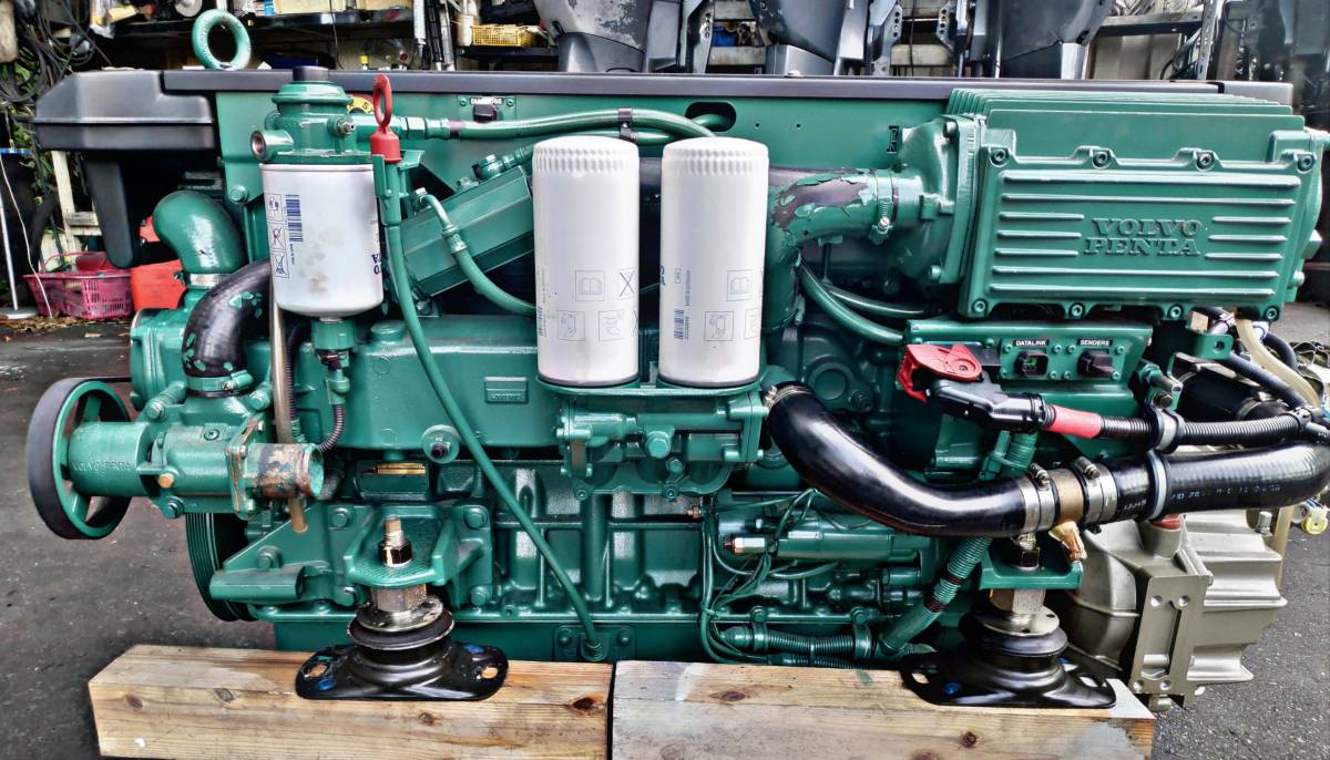 Volvo Penta D6-370 ボルボ・ペンタ ディーゼル船内艇用エンジン Volvo Penta D6-370 ボルボ・ペンタ ディーゼル船内艇用エンジン