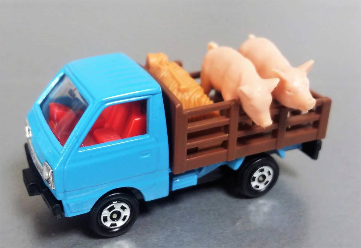 入園入学祝い トミカ No.31 日本製 家畜運搬車 豚2頭付き キャリー