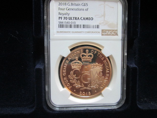 1円スタート2018年イギリス５ポンド金貨英国王室４世代記念PF７０UC最高鑑定_画像1