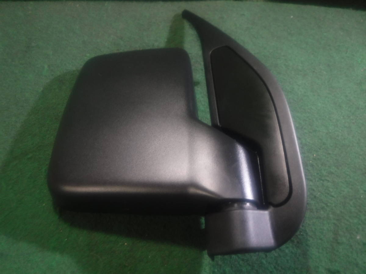 { Suzuki Carry DA63T original right mirror black less painting fixation possible .}