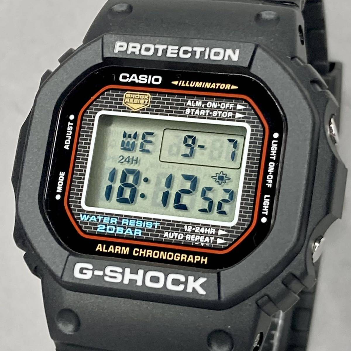 極美品 CASIO G-SHOCK DW-5000-1JF DW-5000C復刻モデル メタルケース