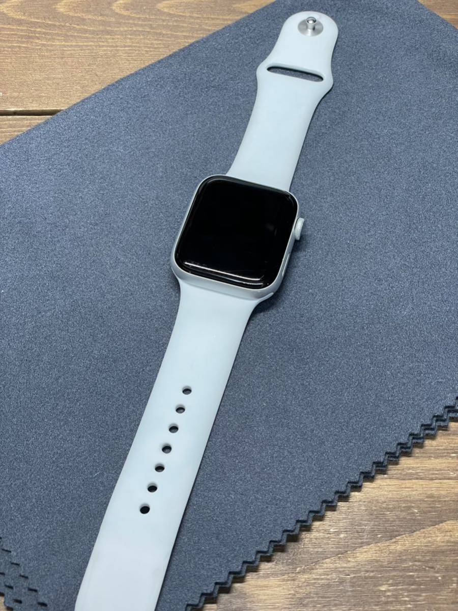Apple Watch Series 4 アップルウォッチ シリーズ 4 シルバー