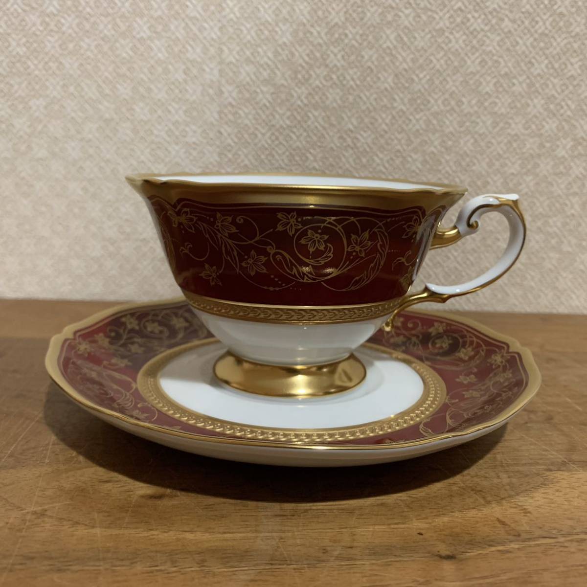 超希少 美品 限定 大倉陶園 クイーンズフルーツ 金彩 カップ 超希少 美品 限定 大倉陶園 クイーンズフルーツ 金彩 カップ