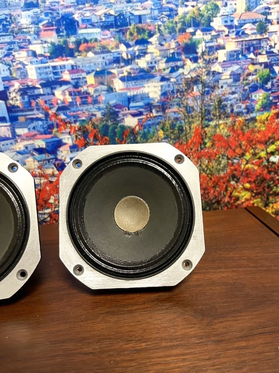 JBL LE5-2 アルニコ ミッドレンジ スコーカー 8Ω ペア。(動作:良好) JBL LE5-2 アルニコ ミッドレンジ スコーカー 8Ω ペア。(動作:良好)